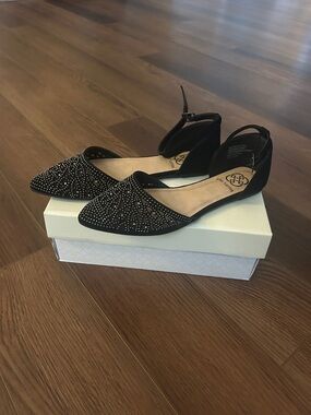 Daisy Fuentes beaded black flats,ankle strap, size 8, excellent condition!